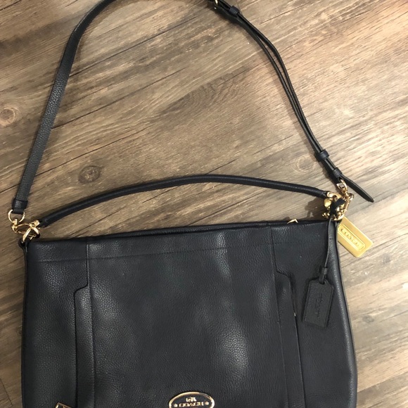 Coach mint condition - Picture 4 of 5